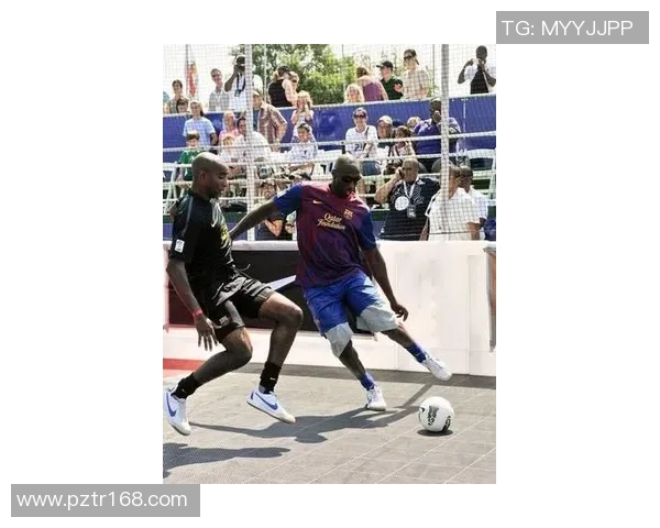 足球明星卡详细规格解析与图示说明助你轻松收藏与鉴赏